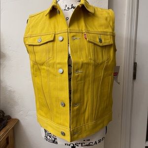 Levi’s Vest